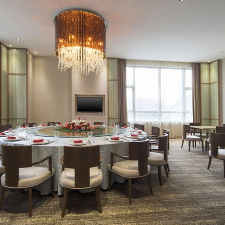 Aloft Yancheng Hotel Йенчън Екстериор снимка